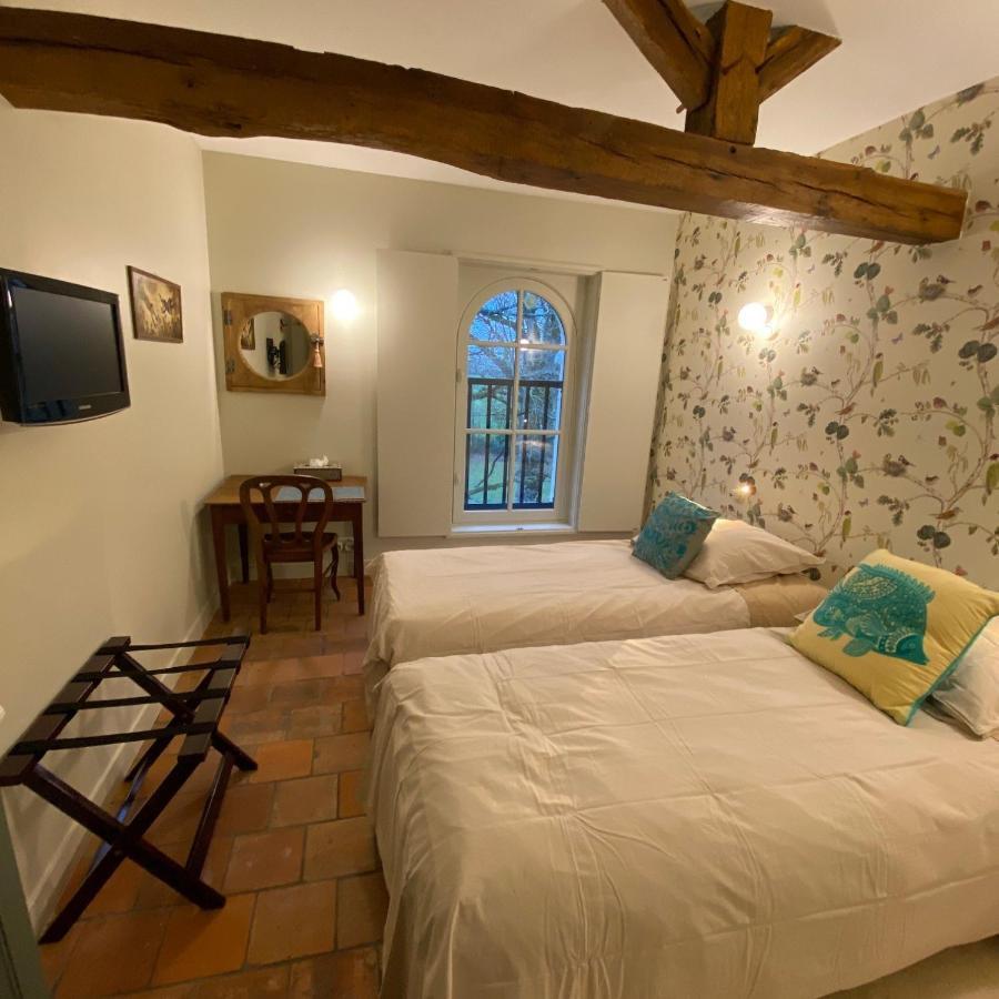 Bed and Breakfast La Gironnerie à Loche-sur-Indrois Extérieur photo