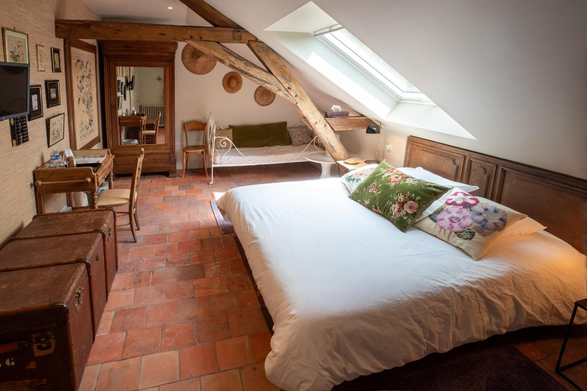 Bed and Breakfast La Gironnerie à Loche-sur-Indrois Extérieur photo